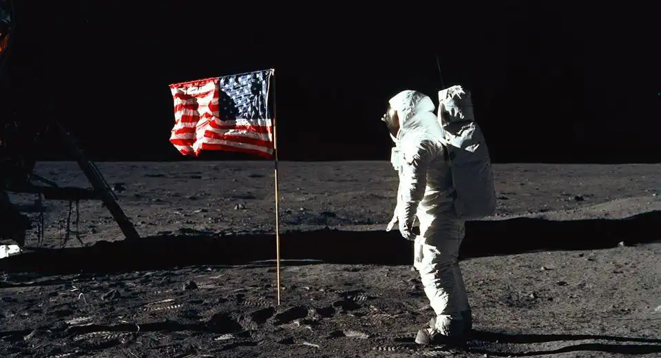 apollo 11 moon landing us flag