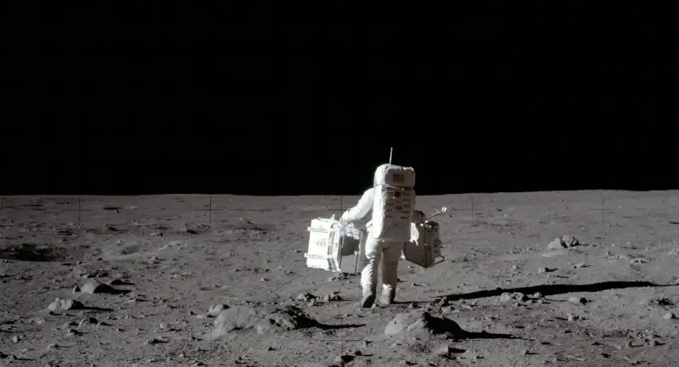 apollo 11 moon landing